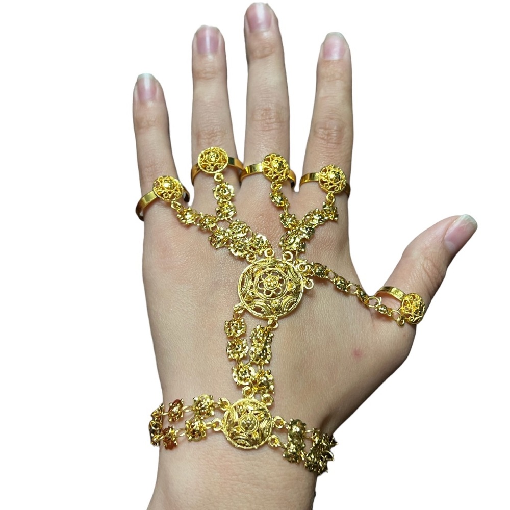 Vintage Gold Tone Hand Bracelet Adjustable Finger Rings NWOT